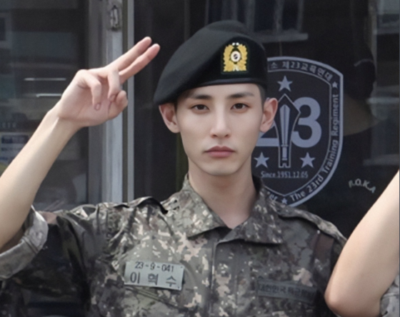 【李洙赫】青梅又竹马（1） , 【韩娱】欲壑难填（点梗1对1）(年糕巨巨)